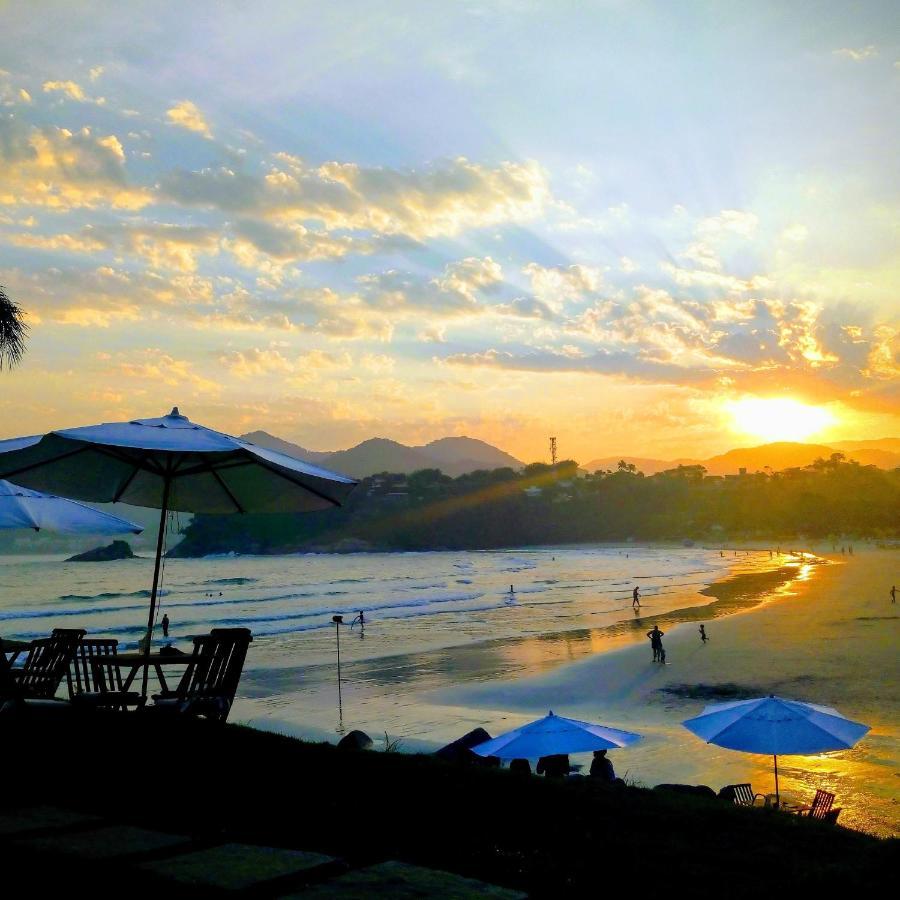 Mansao Tenorio - Suites, Estudio Ou Cobertura Pe Na Areia Ubatuba Bagian luar foto